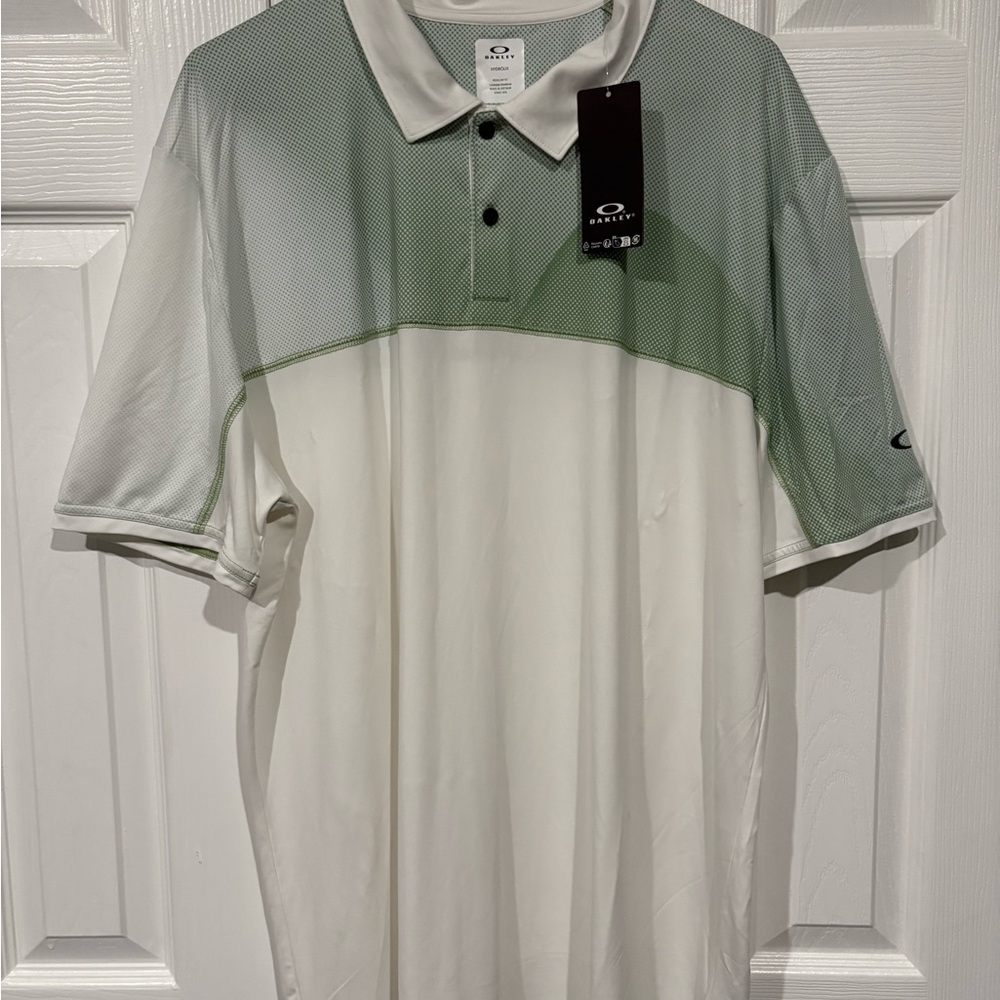 Oakley Green and White Polo Shirt Casual Athletic Style